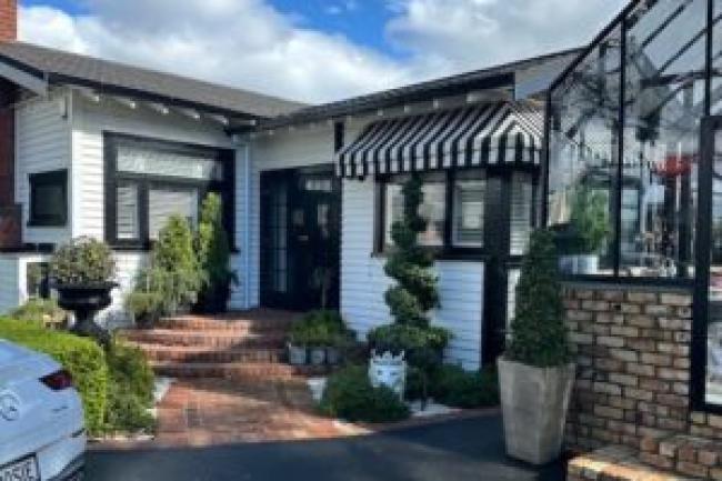 La Belle Maison Wedding and Events Accommodation